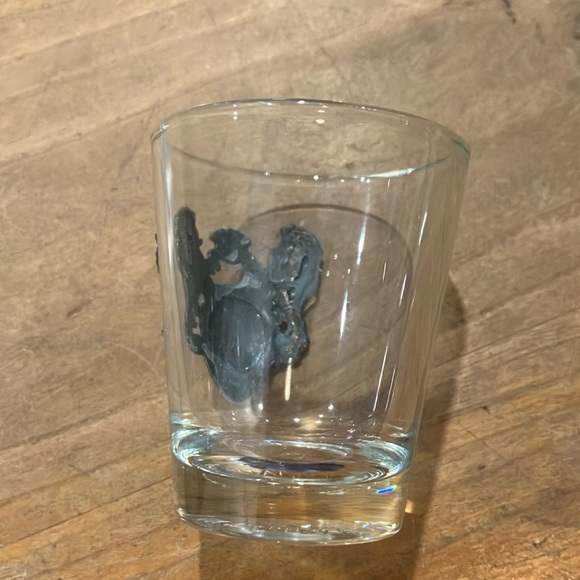 Collectible Chateau Frontenac Quebec Canada Shot Glass - Picture 2 of 4